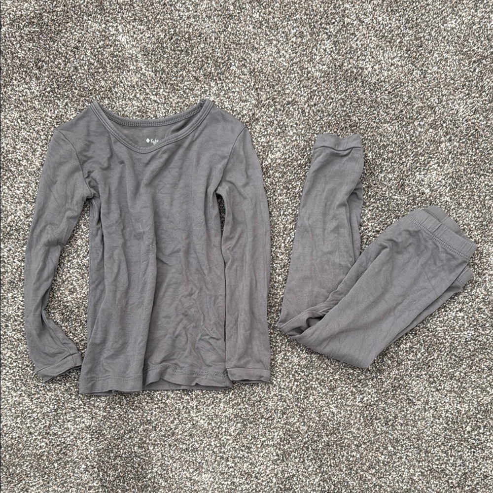 Kyte BABY charcoal two piece long sleeve set